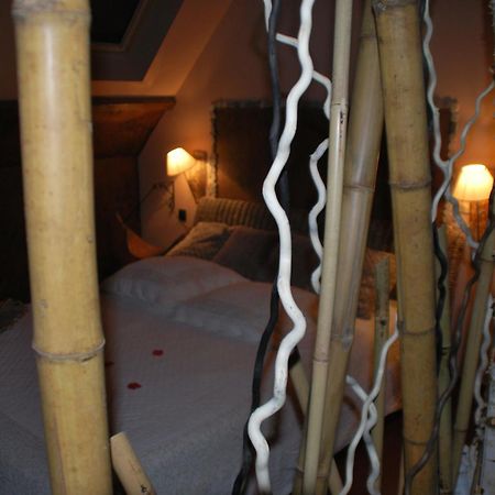 Chambres D Hotes ,Hotel ,Secret D'Une Nuit A Vicq Pres De Onnaing,Avec Piscine ห้อง รูปภาพ
