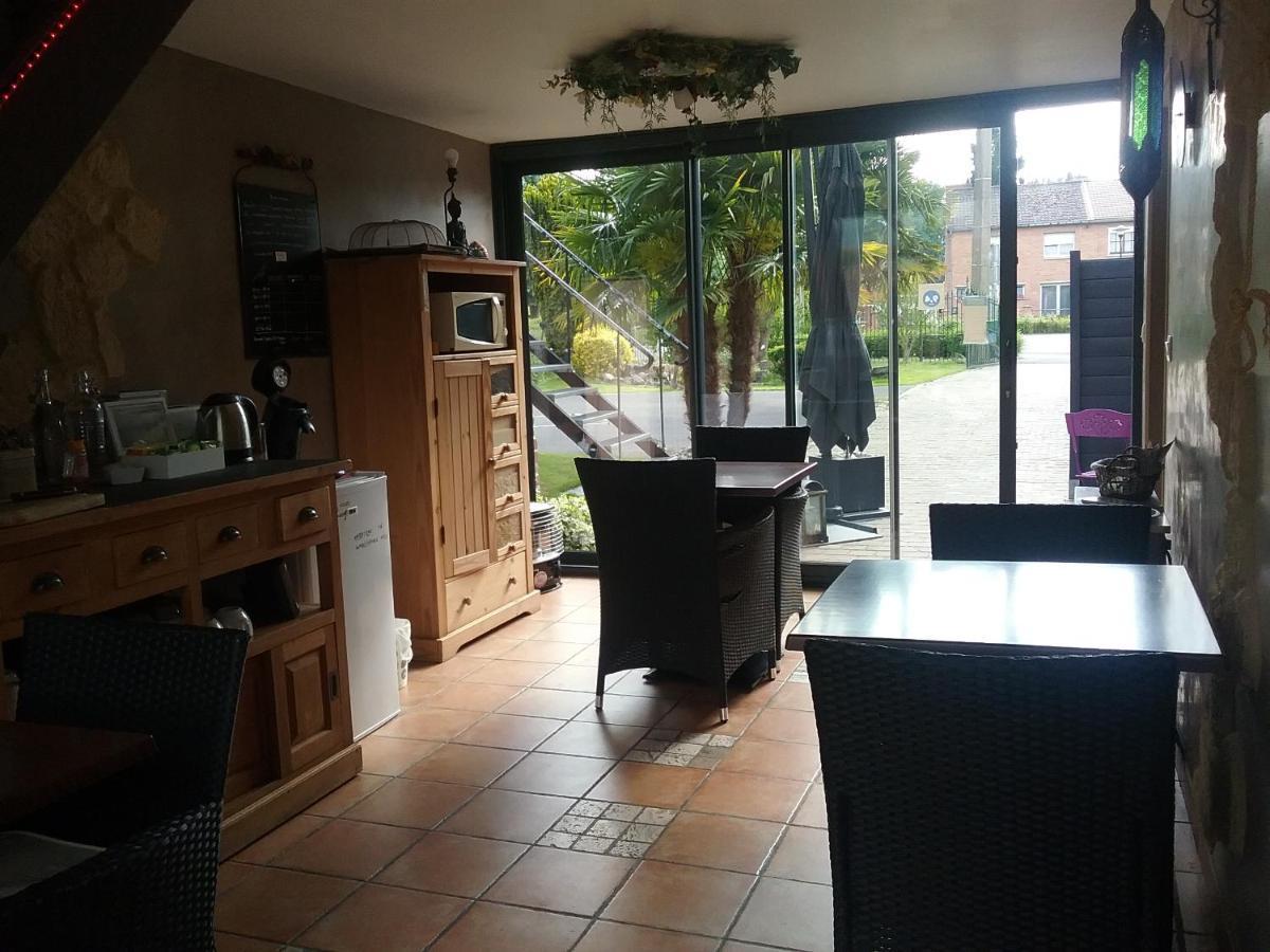 Chambres D Hotes ,Hotel ,Secret D'Une Nuit A Vicq Pres De Onnaing,Avec Piscine ภายนอก รูปภาพ