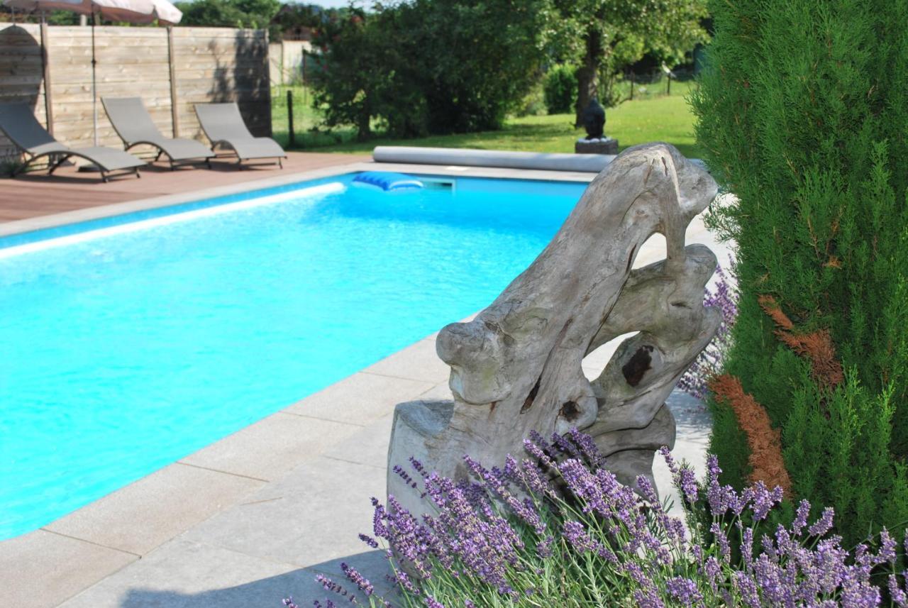 Chambres D Hotes ,Hotel ,Secret D'Une Nuit A Vicq Pres De Onnaing,Avec Piscine ภายนอก รูปภาพ
