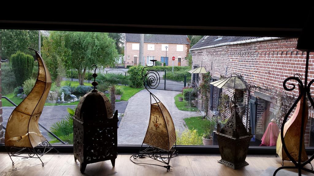 Chambres D Hotes ,Hotel ,Secret D'Une Nuit A Vicq Pres De Onnaing,Avec Piscine ภายนอก รูปภาพ